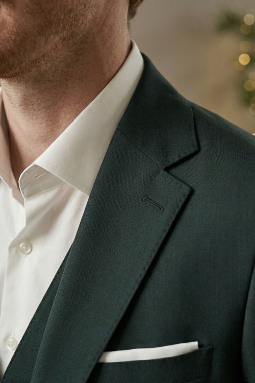 Костюм-тройка изумрудного цвета, материал: Вискоза - 38%, Лайкра - 2%, Хлопок - 15%, Шерсть - 44%. Комплект: Брюки, Жилет, Пиджак. Фото 3