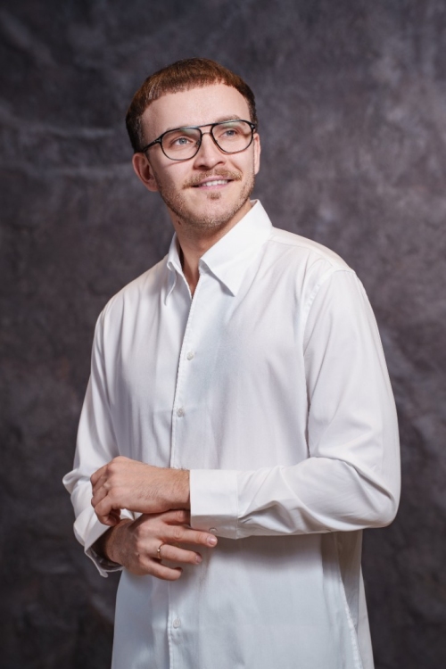 Белая рубашка, материал: Хлопок - 45%, Вискоза - 55%. Фото 4