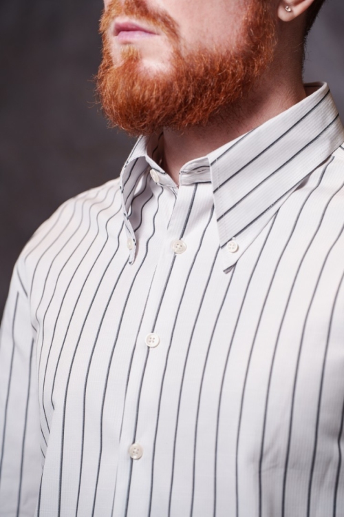 Белая рубашка в полоску, материал: Хлопок - 45%, Вискоза - 55%. Фото 5