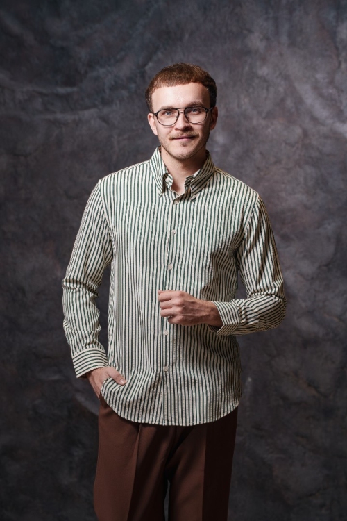 Белая рубашка в зеленую полоску, материал: Вискоза - 55%, Хлопок - 45%. Фото 3