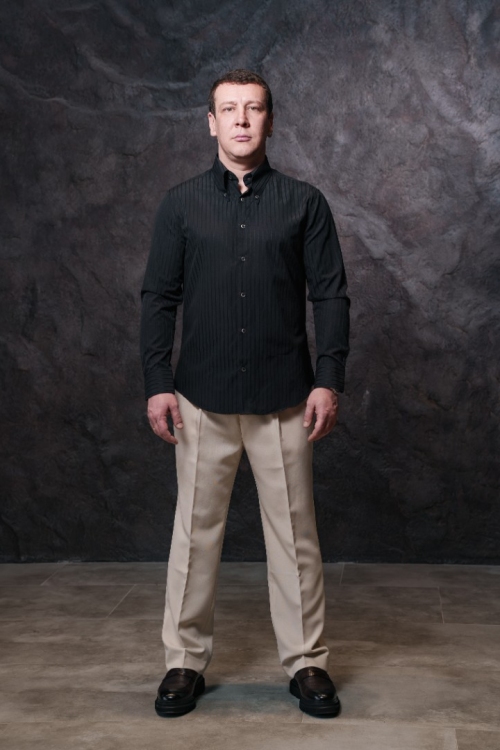 Черная рубашка в полоску, материал: Вискоза - 45%, Хлопок - 45%. Фото 1