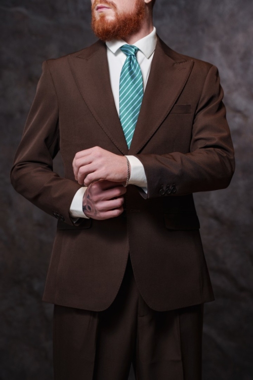 Костюм двойка в коричневом оттенке, материал: Вискоза - 38%, Лайкра - 2%, Хлопок - 15%, Шерсть - 44%. Комплект: Брюки, Пиджак. Фото 5