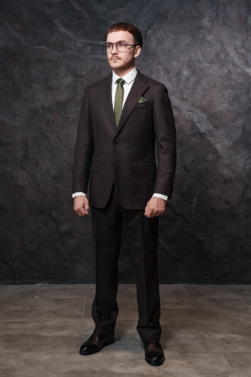 Костюм двойка в шоколадном цвете, материал: Полиэстер - 8%, Шерсть - 88%, Эластан - 4%. Комплект: Брюки, Пиджак. Фото 3