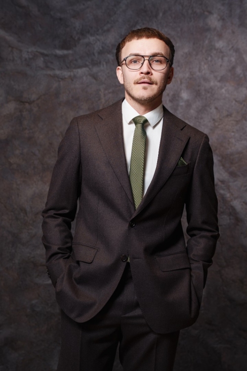 Костюм двойка в шоколадном цвете, материал: Полиэстер - 8%, Шерсть - 88%, Эластан - 4%. Комплект: Брюки, Пиджак. Фото 7