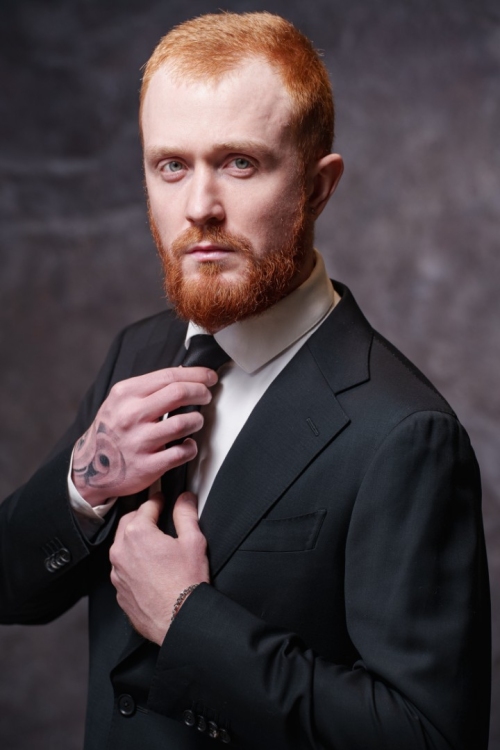 Костюм двойка черный, материал: Полиэстер - 8%, Шерсть - 88%, Эластан - 4%. Комплект: Брюки, Пиджак. Фото 7