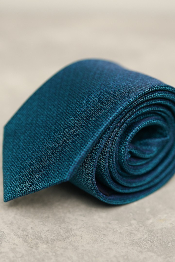 Темно-бирюзовый галстук