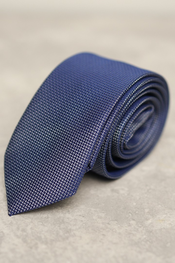 Серо-голубой галстук с узором